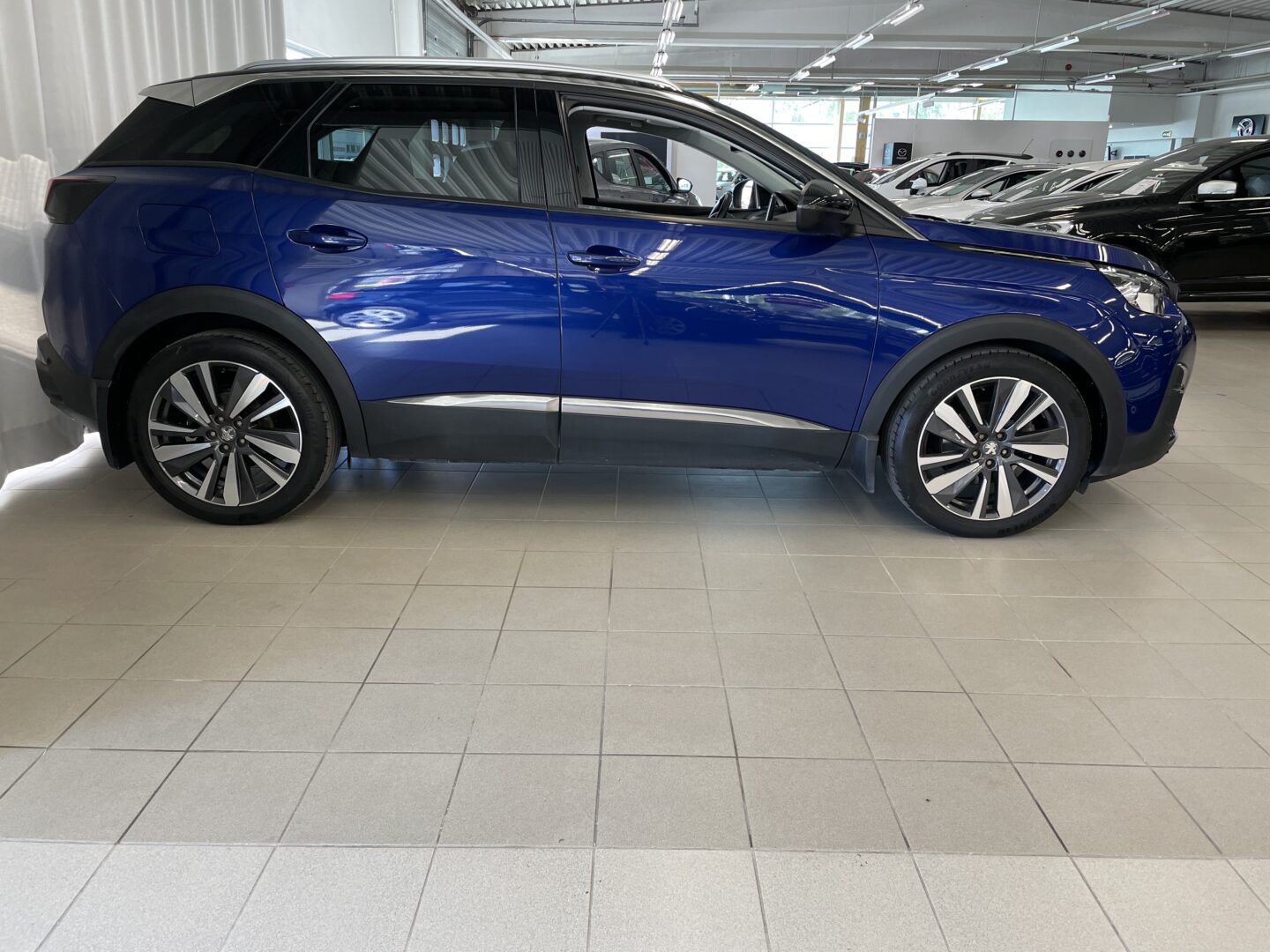 PEUGEOT 3008 Allure PureTech 130