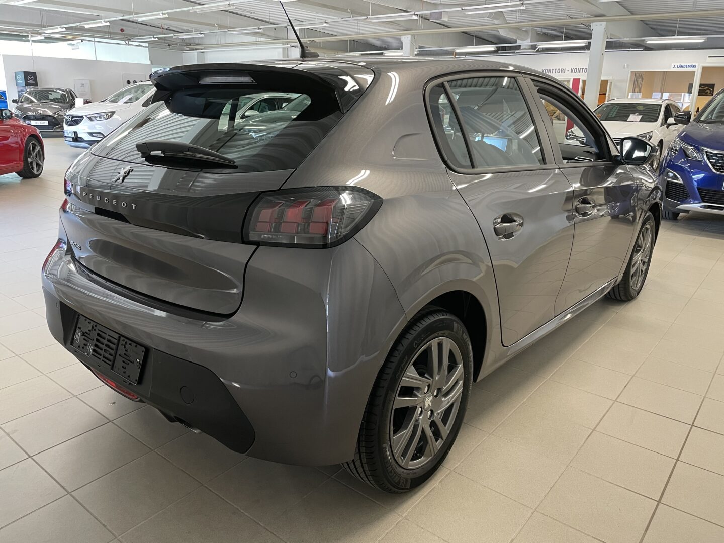 PEUGEOT 208 PureTech 75 Active Pack
