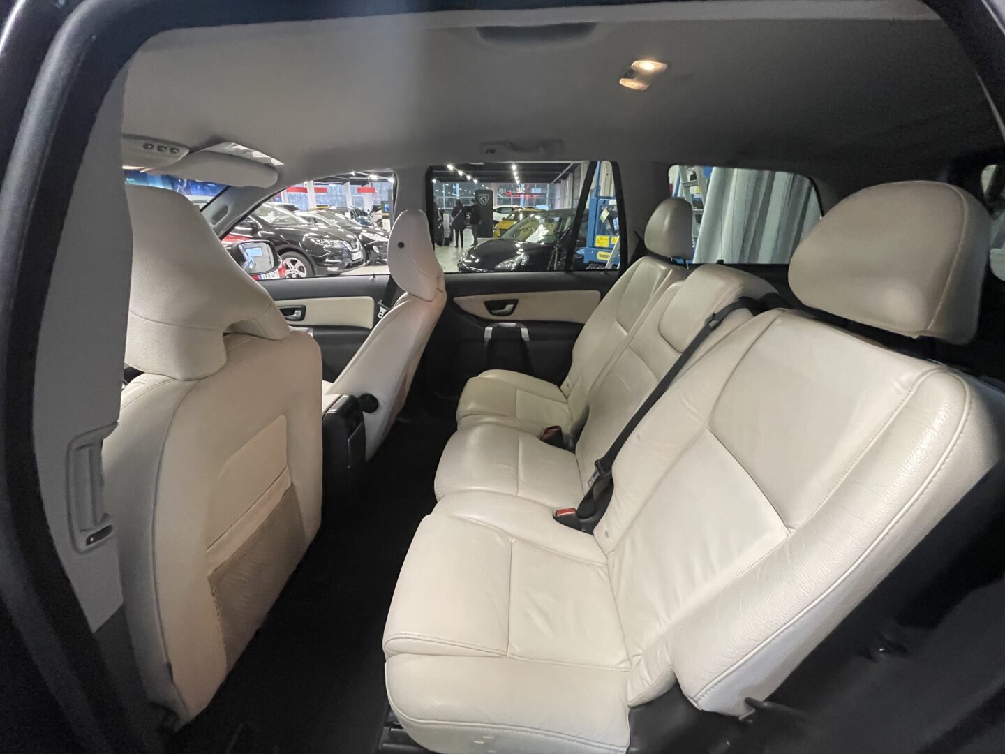 VOLVO XC90 D5 5-paikkanen aut Kinetic