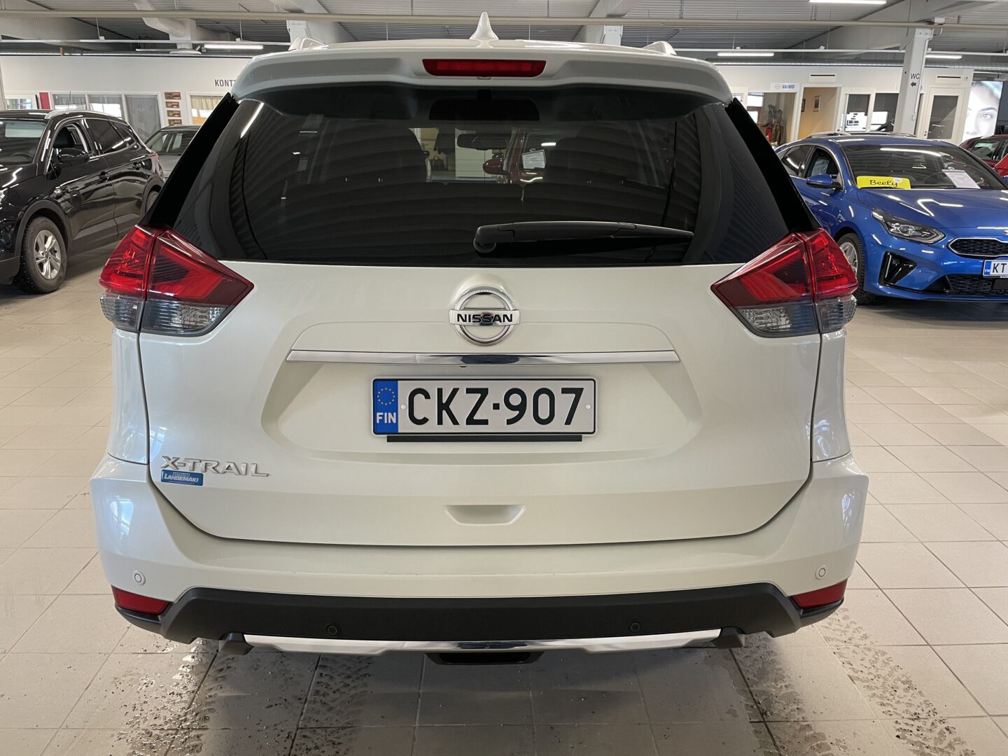 NISSAN X-TRAIL dCi 177 4WD Xtronic 5 seats Business 360