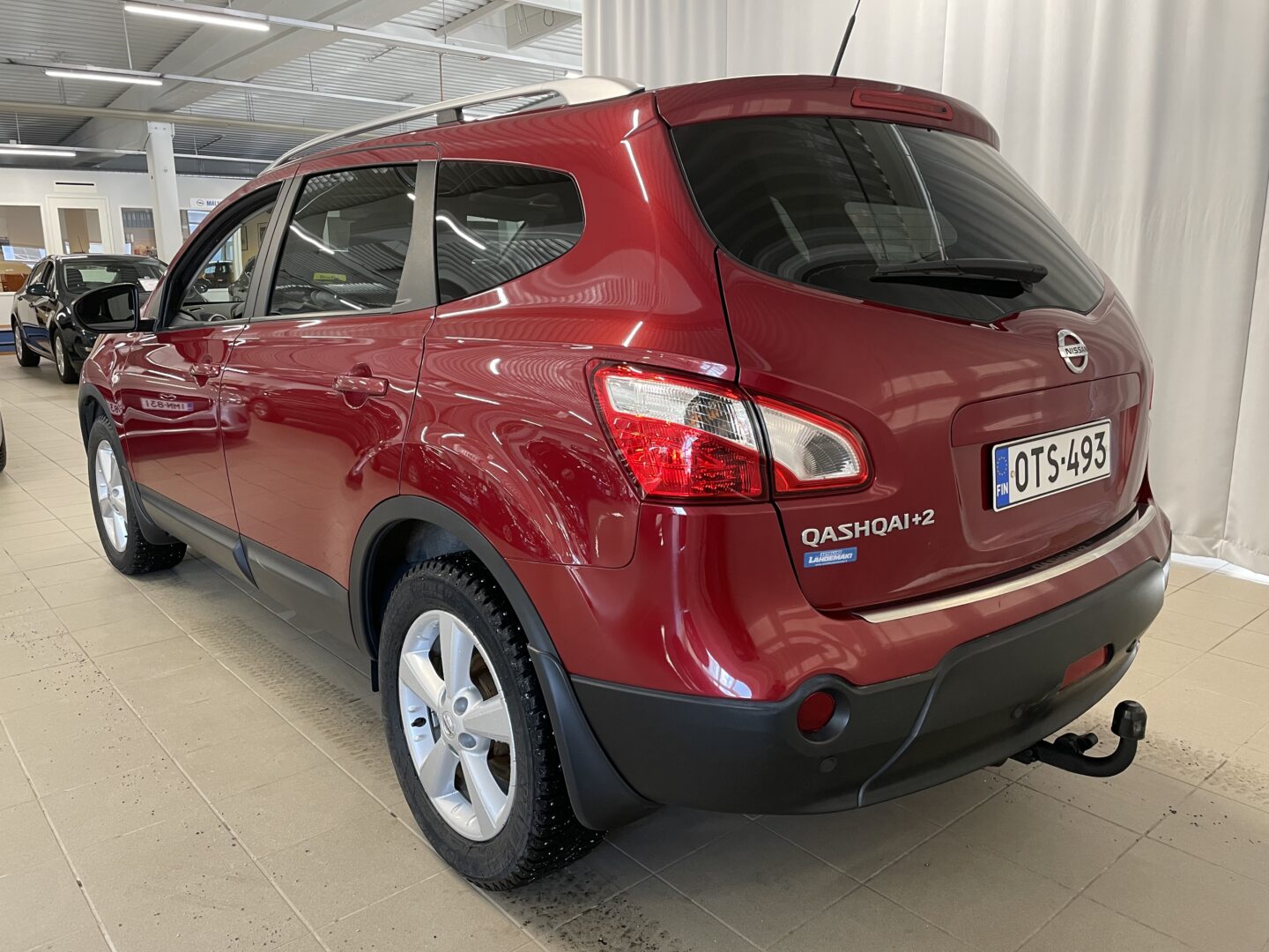 NISSAN QASHQAI+2 2,0L 4WD CVT Acenta