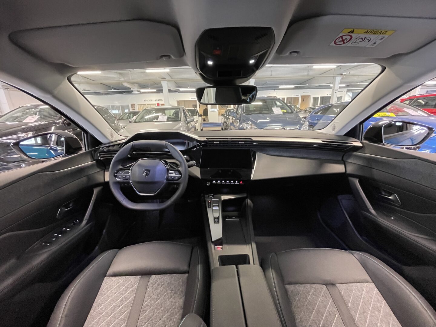 PEUGEOT 408 Hybrid 225 EAT8-automaatti Allure Pack