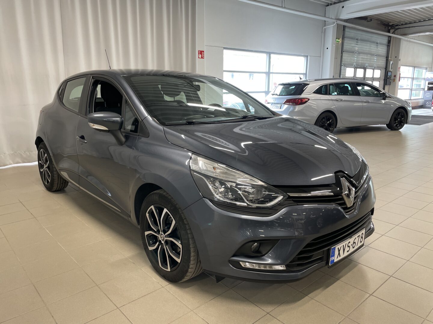 RENAULT CLIO TCe 90 Zen