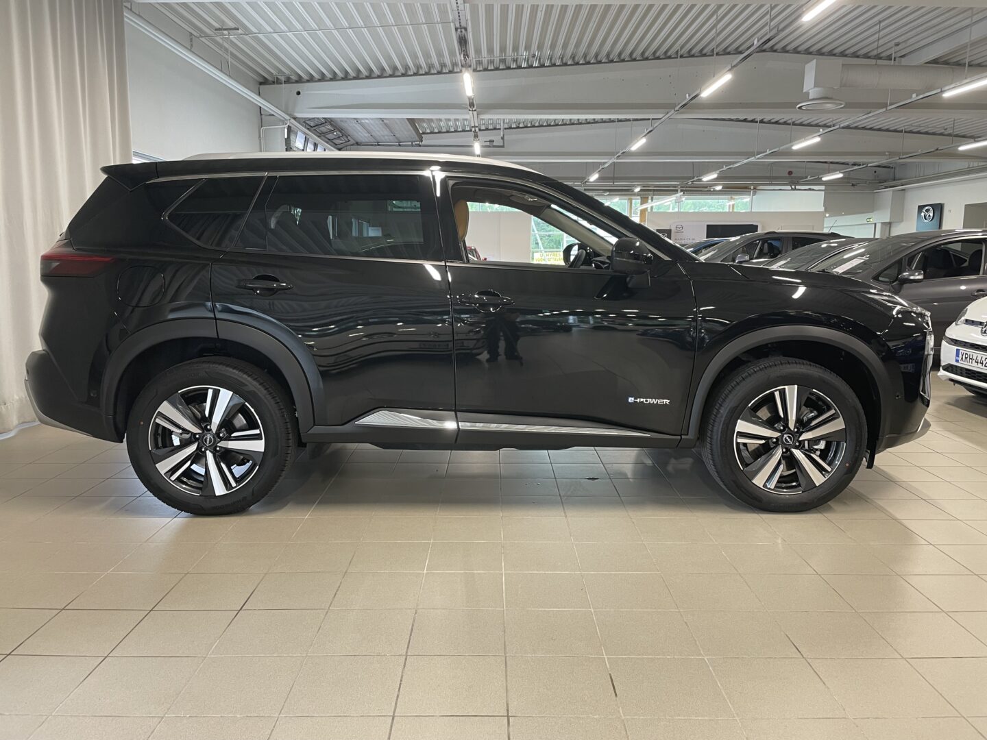 NISSAN X-TRAIL e-4orce 5ST Tekna BOSE