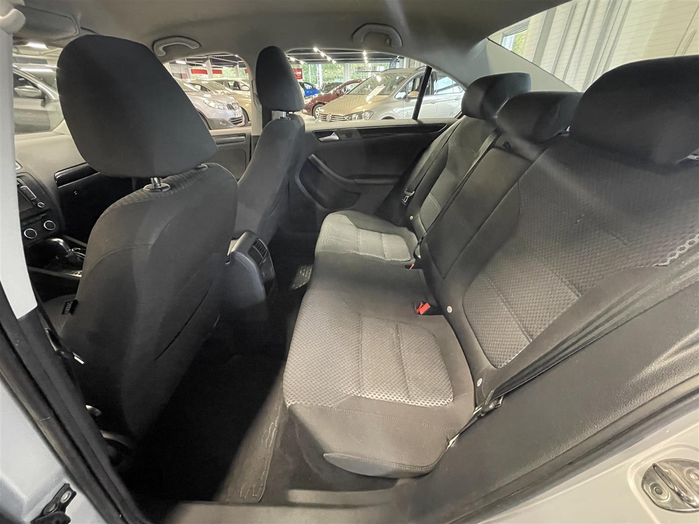 VOLKSWAGEN JETTA 1,4 TSI 90 kW (122 hv) DSG-automaatti Comfortline