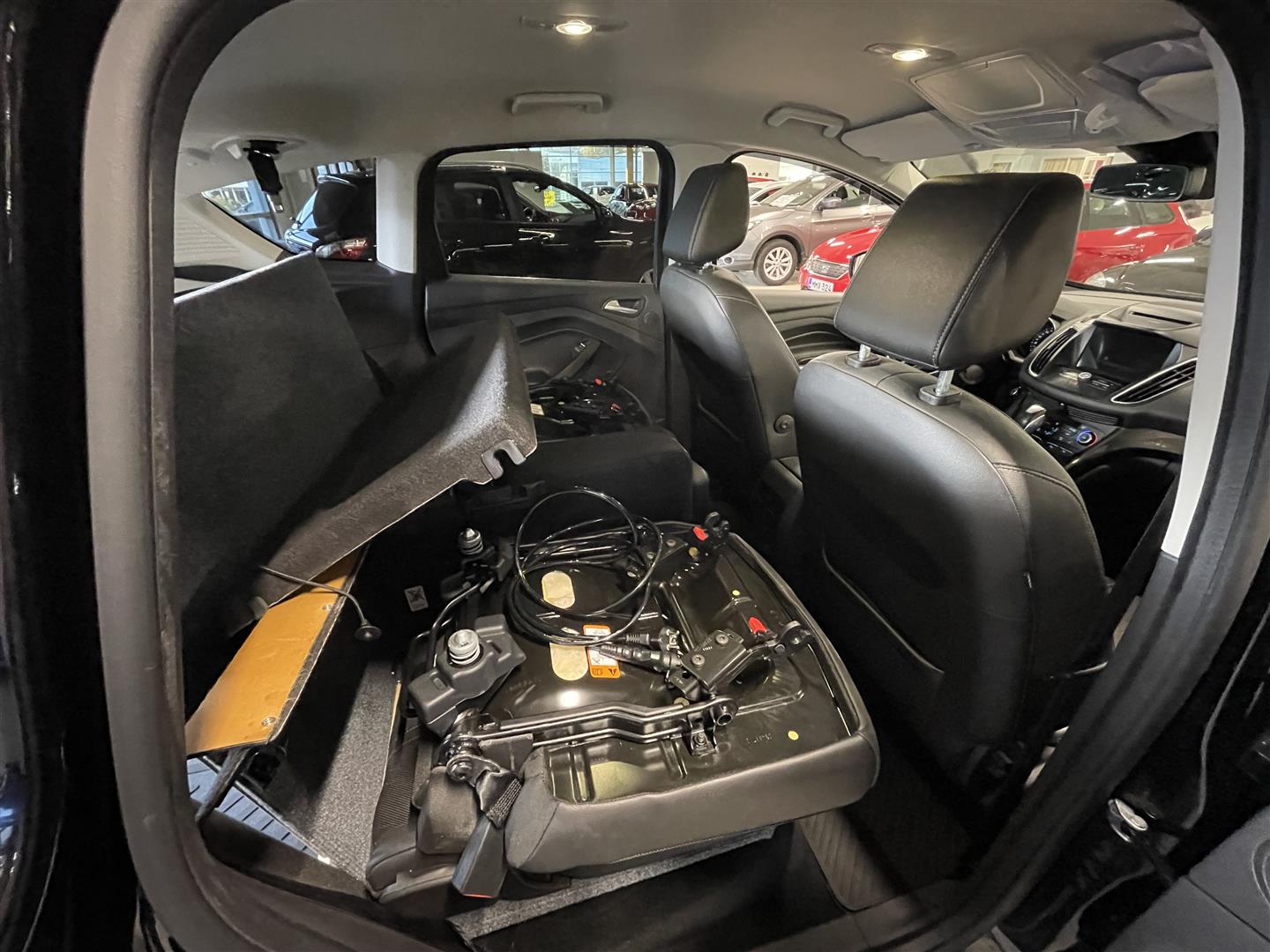 FORD C-Max 1,5 TDCi 120 hv start/stop PowerShift Titanium Business Compact