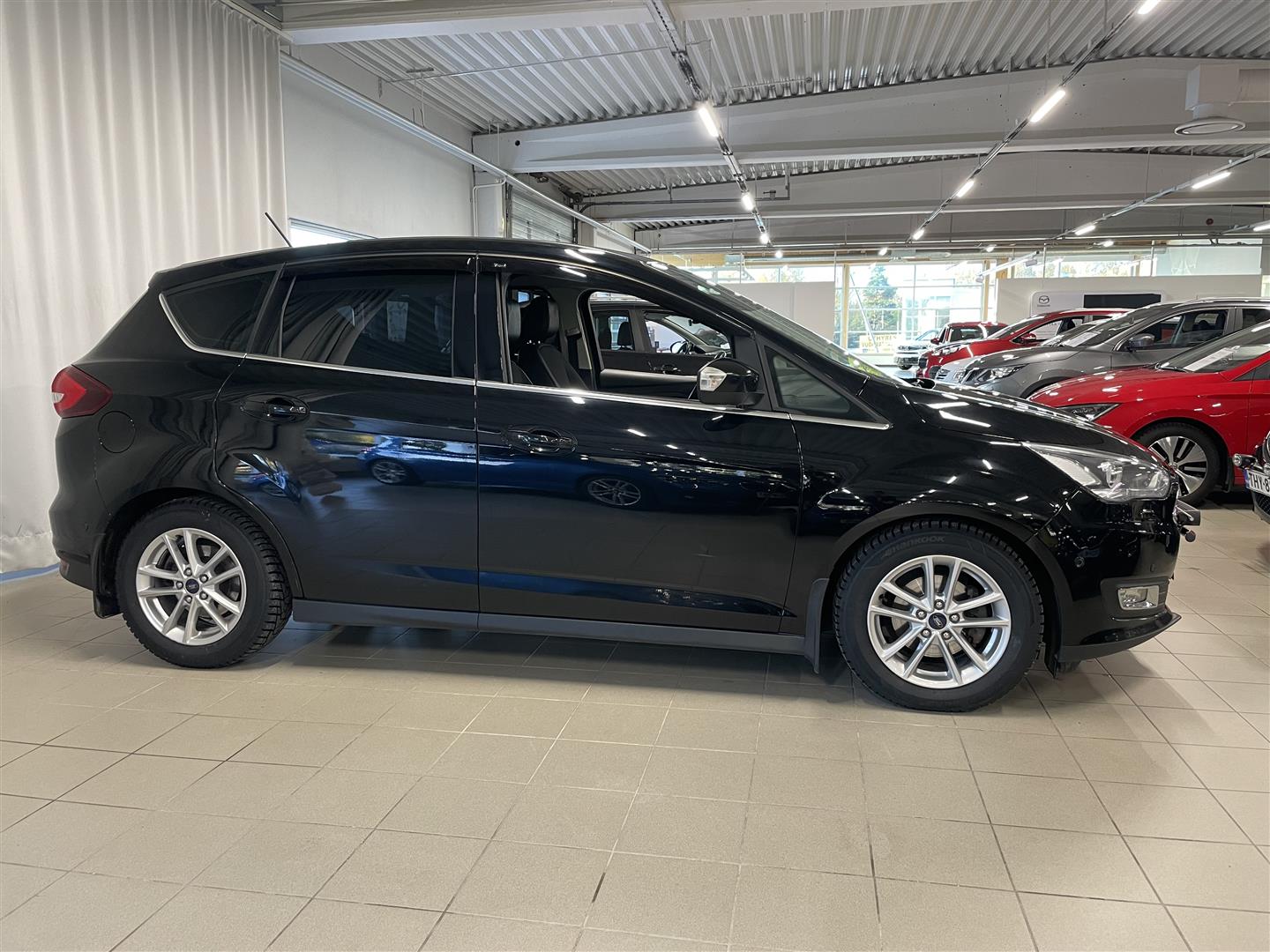 FORD C-Max 1,5 TDCi 120 hv start/stop PowerShift Titanium Business Compact