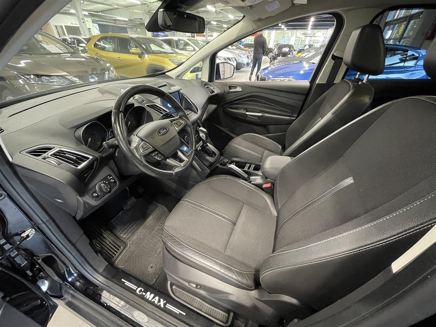 FORD C-Max 1,5 TDCi 120 hv start/stop PowerShift Titanium Business Compact