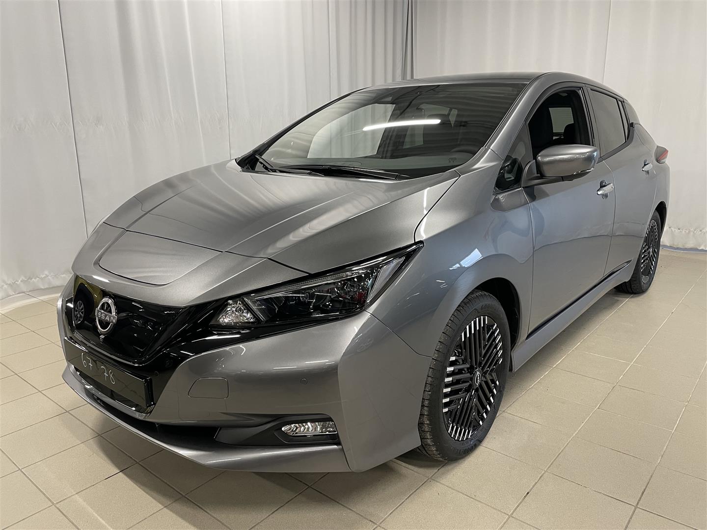 Nissan Leaf N-Connecta MY22 39 kWh LED FI