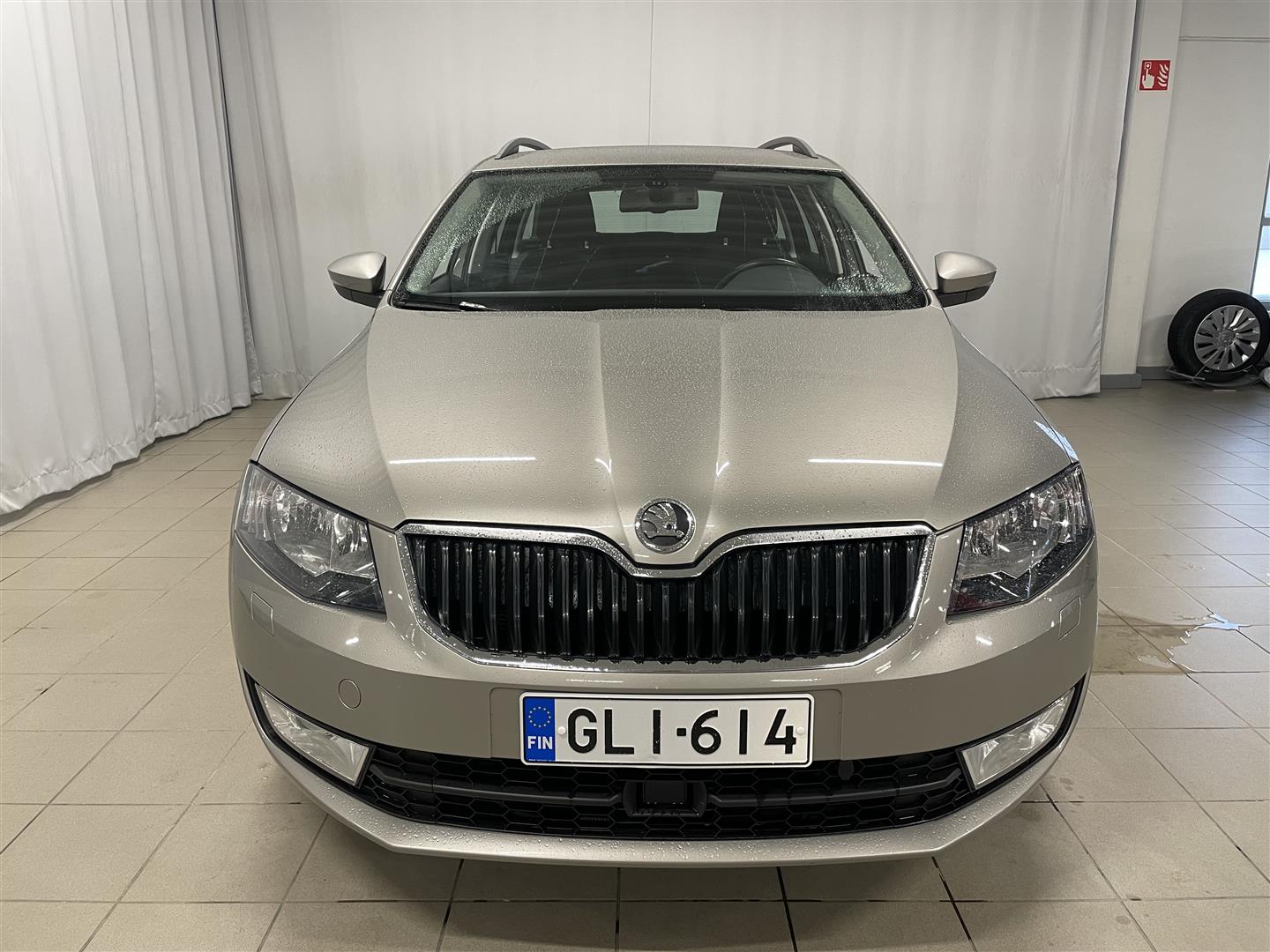 SKODA OCTAVIA Combi 1,2 TSI Ambition