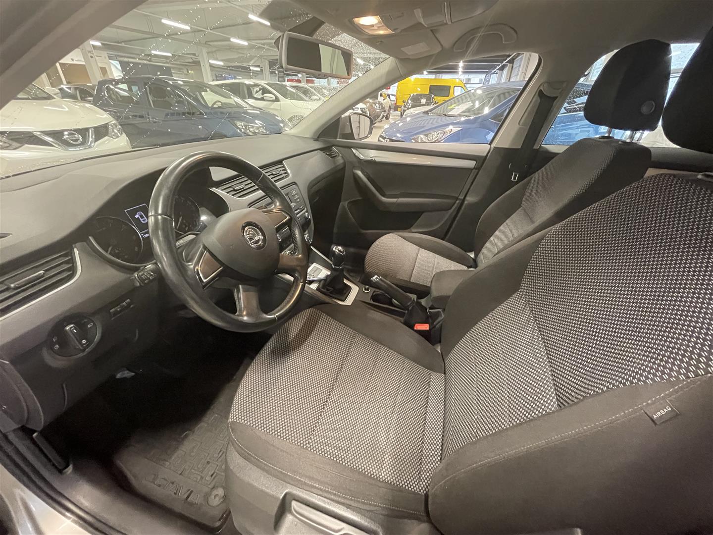 SKODA OCTAVIA Combi 1,2 TSI Ambition