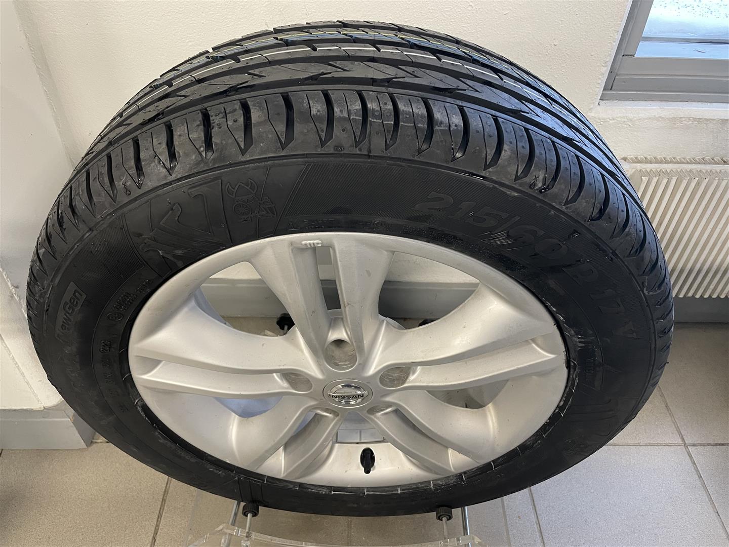 NISSAN QASHQAI 1,6L Tekna 2WD CVT 17''