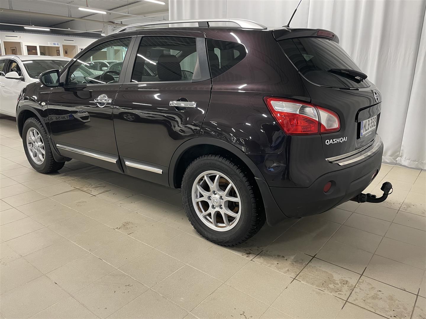NISSAN QASHQAI 1,6L Tekna 2WD CVT 17''