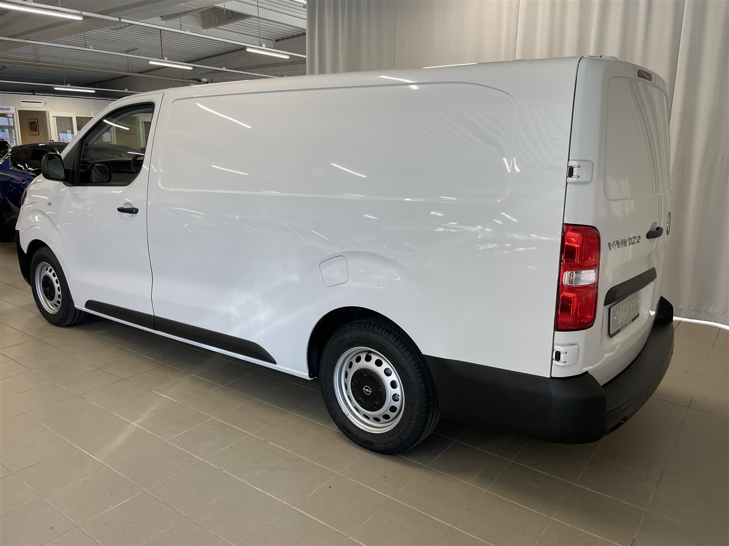 Opel Vivaro Vivaro 136 automaatti 75 kWh L First edition Korko 2,9%+kulut